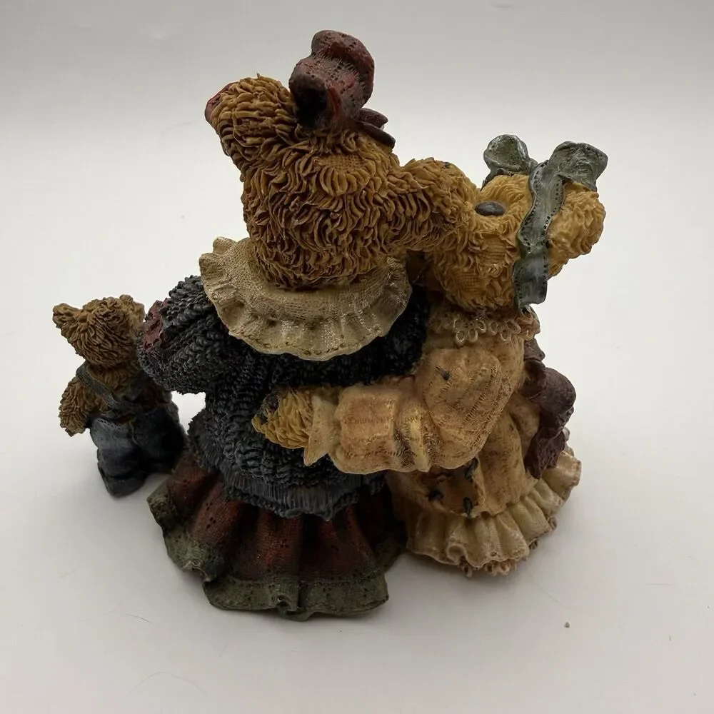 Boyds Bears & Friends Louella & Hedda - The Secret Figurine 1997 MPN 227705